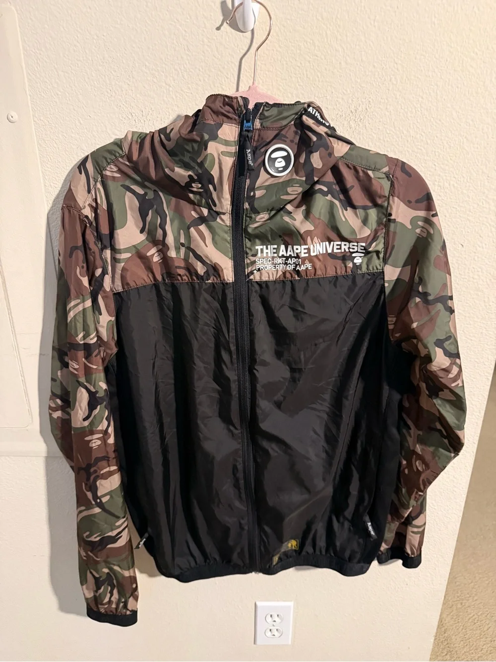 AAPE by A Bathing Ape Camouflage & Black Hooded Windbreaker